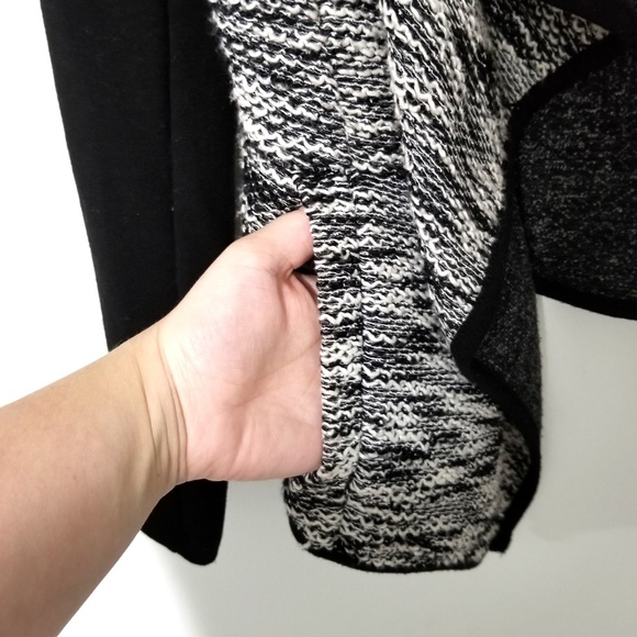 Olive & Oak Draped Open Cardigan - Picture 5 of 8